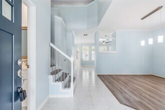 Building Photo - 77 Sugar Grove Ct