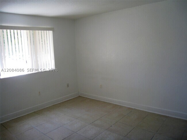 Building Photo - 21000 SW 87th Ave