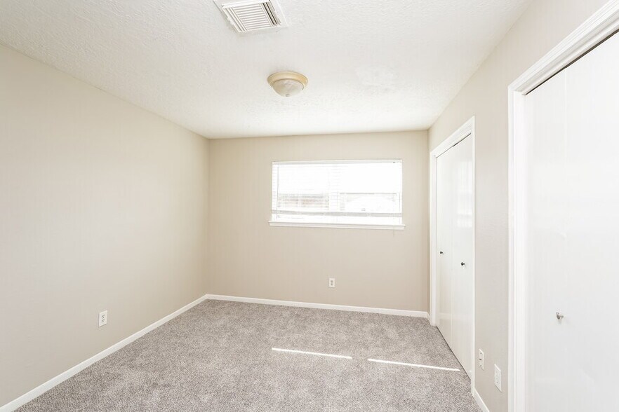 Building Photo - 14031 Crosshaven Dr