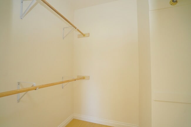 Building Photo - New Horizon 1 Bedroom Rental Condo in Saugus!