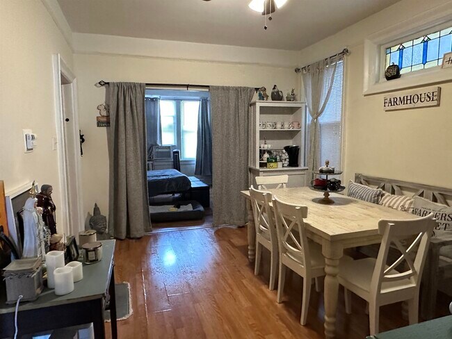 Building Photo - 345 Danforth Ave