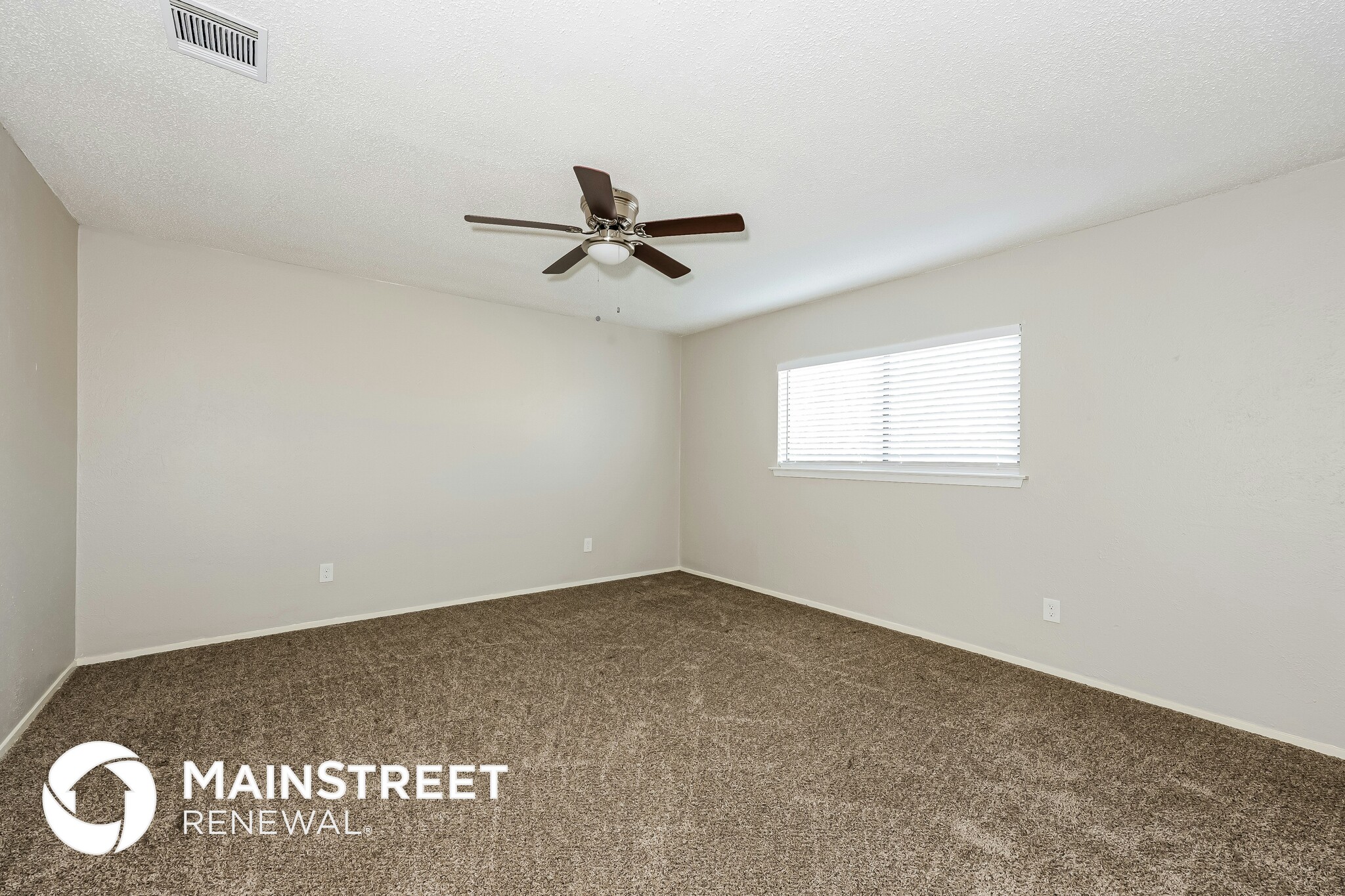 Building Photo - 309 Deacon Dr