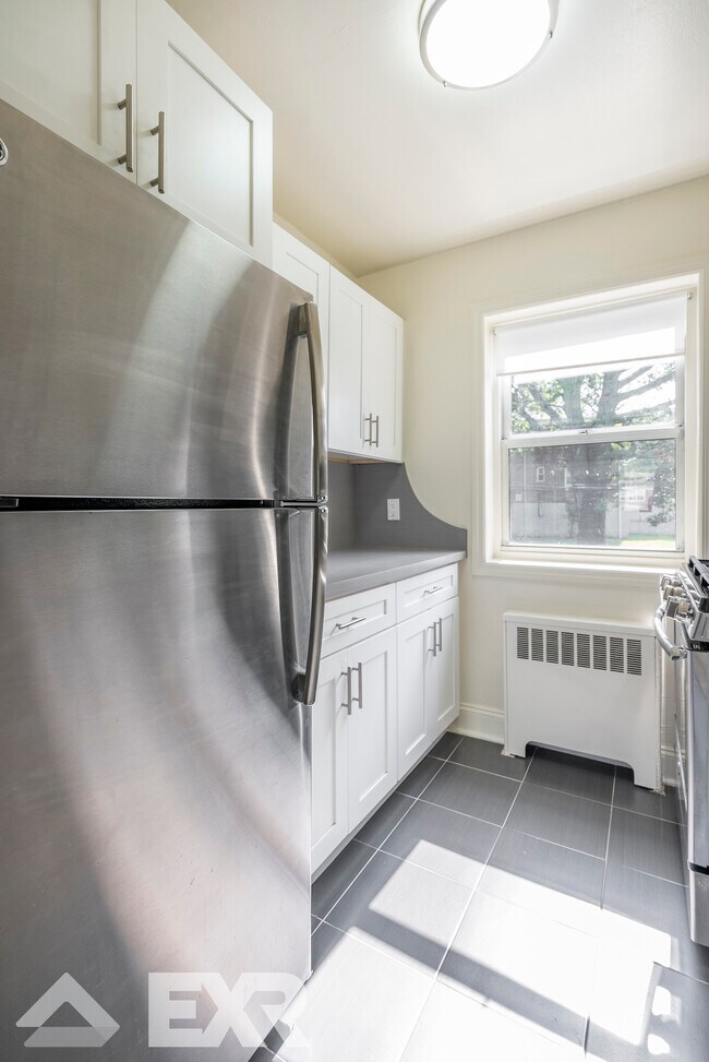 Building Photo - 110 Arlo Rd