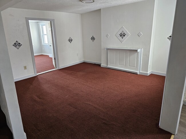 Building Photo - 38 Union St