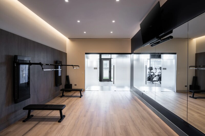 Building Photo - 382 N Union Ave