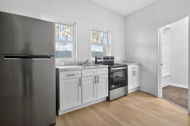 Building Photo - 2016 Old Rte 17