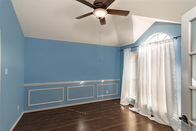 Building Photo - 15760 Scenic Rd