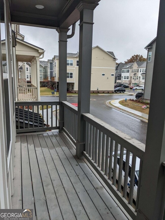 Building Photo - 225 Spike Trl SE