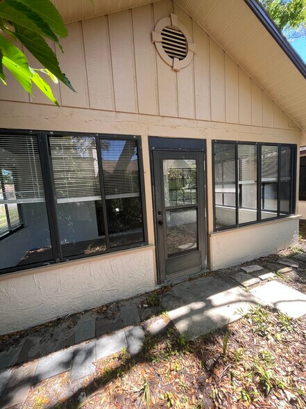 Building Photo - 6180 Olympic Ct