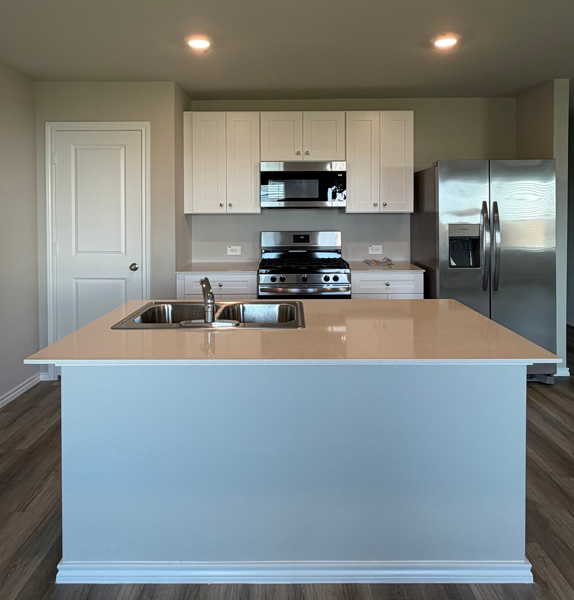 Building Photo - 233 Cal Ford Dr