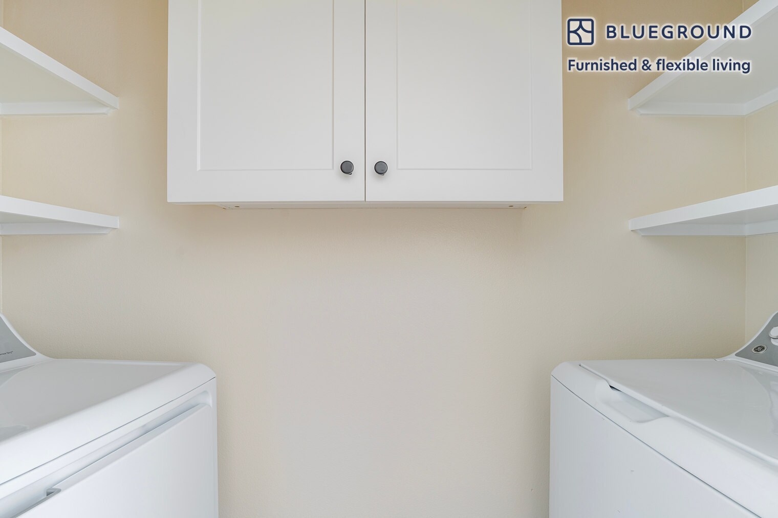 Building Photo - 1501 W Howard Ln