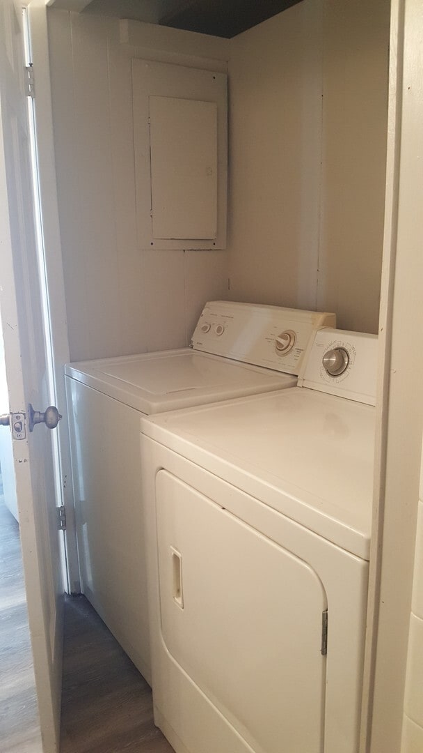 Building Photo - C - Williams Place