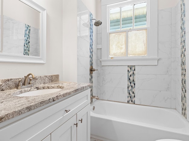 Building Photo - 2516 N Roman St