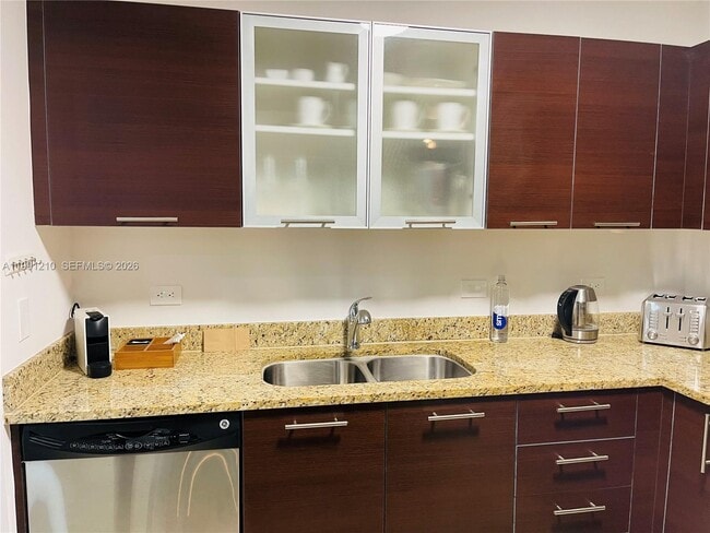 Building Photo - 41 SE 5th St