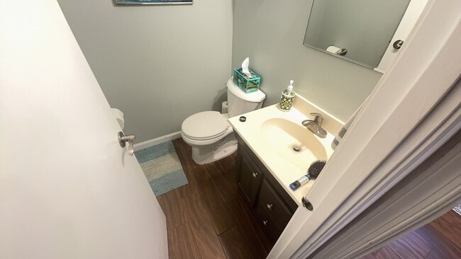 Building Photo - *** Coming Soon*** Gorgeous 4 Bed 2.5 Bath Single Family Home On Spacious Lot In Orange Hunt Esta...