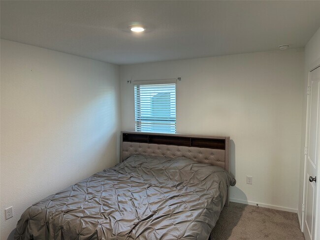 Building Photo - 16936 Juniper Blossom Bnd