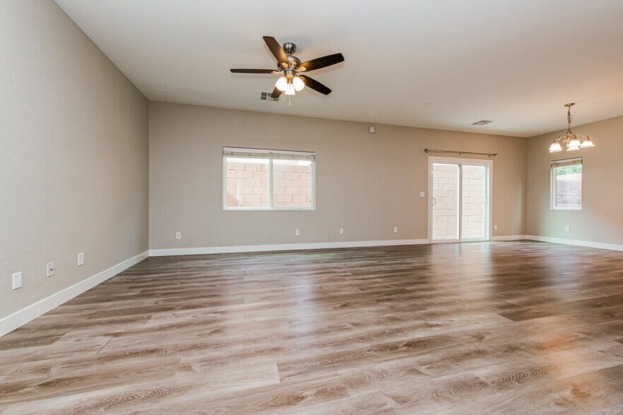 Building Photo - 6209 Govett Cres Ct