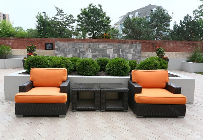 Amenity Deck - Cortland Landmark