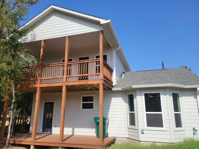 Building Photo - COMING SOON!!!! Gorgeous 2 story home in Granite Shoals