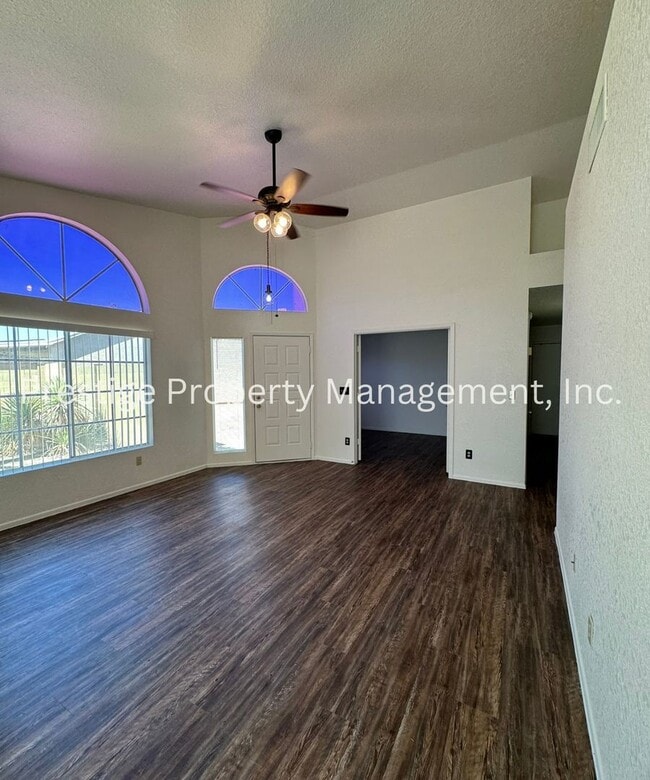 Building Photo - 3093 W Placita De La Roseta