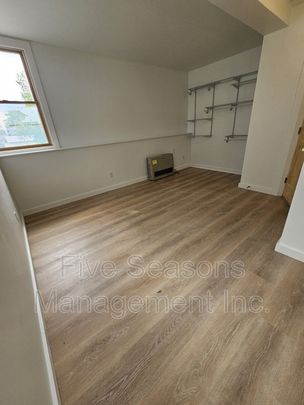 Building Photo - 41 S Willard St