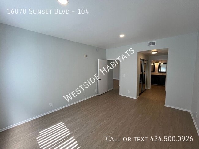 Building Photo - 16070 Sunset Blvd