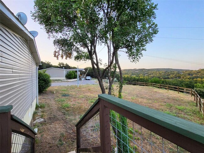 Building Photo - 21518 Cherry Hollow Dr