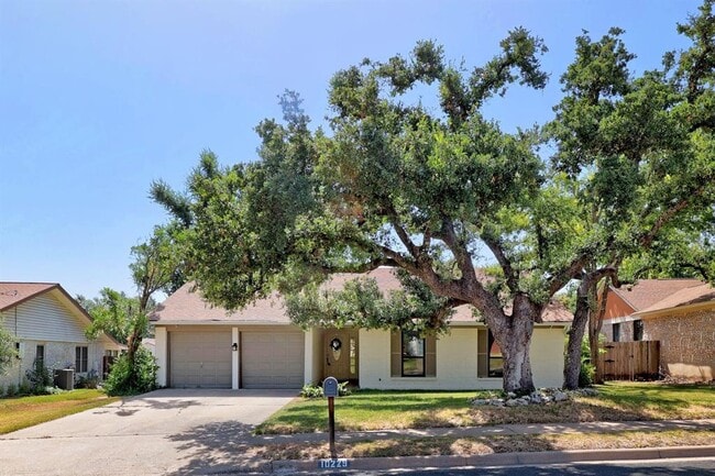 Building Photo - 10229 Missel Thrush Dr