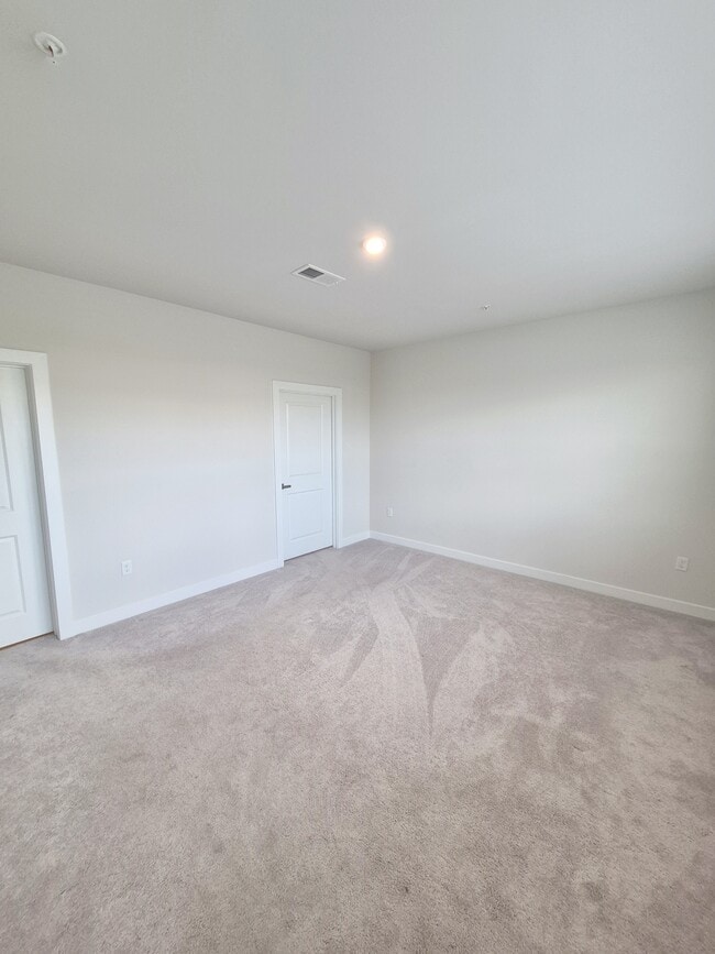 Building Photo - 3700 Maze Runner Dr