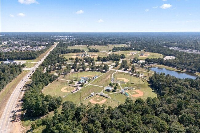 Building Photo - 2811 Ridgecliff Ct