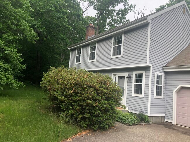Building Photo - 52 Nipmuck Rd