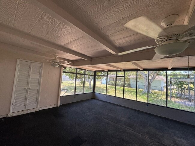 Building Photo - Spacious 2-Bed/2-Bath + Bonus Room Home fo...