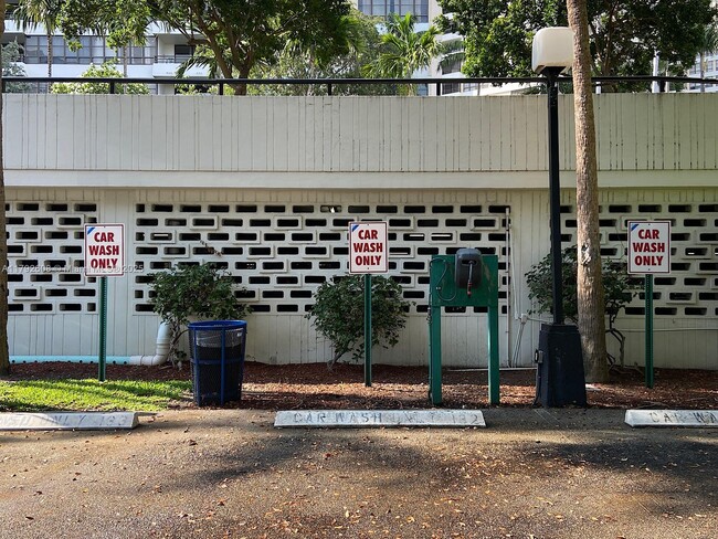 Building Photo - 500 Three Islands Boulevard