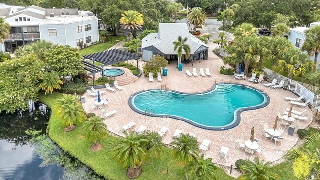 Building Photo - 3652 Southpointe Dr