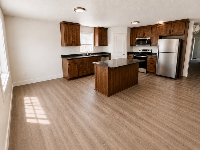 Building Photo - 1309 Fairground Dr