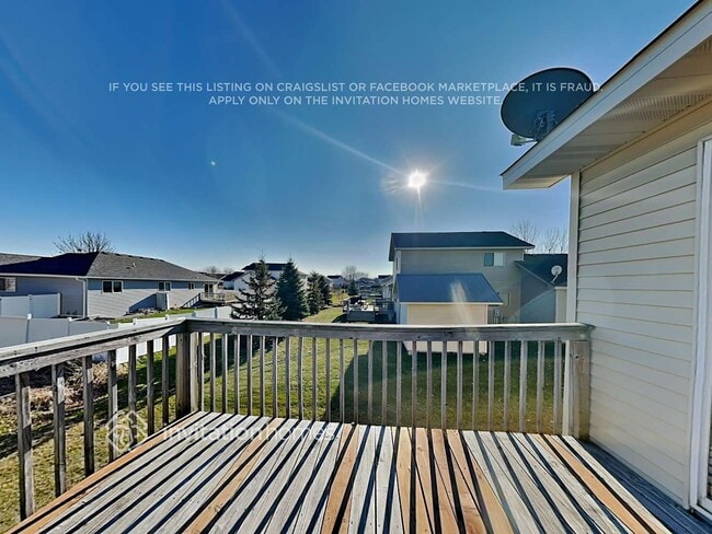 Building Photo - 6382 Marshall Ave NE