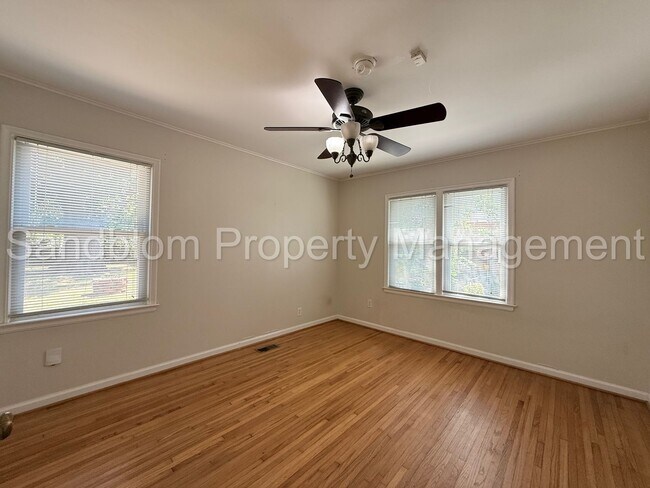 Building Photo - FOR LEASE | Tulsa | 3 Bed, 1 Bath Home - $...