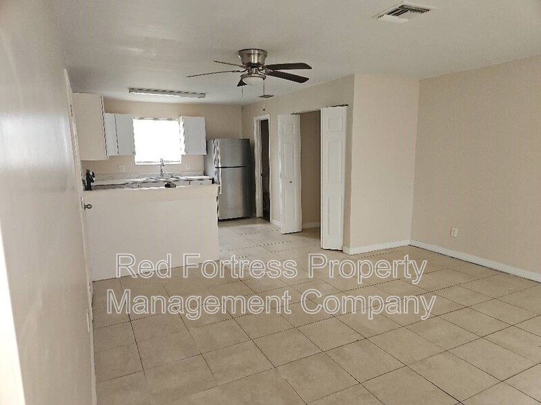 Building Photo - 17306 Whitewater Ct