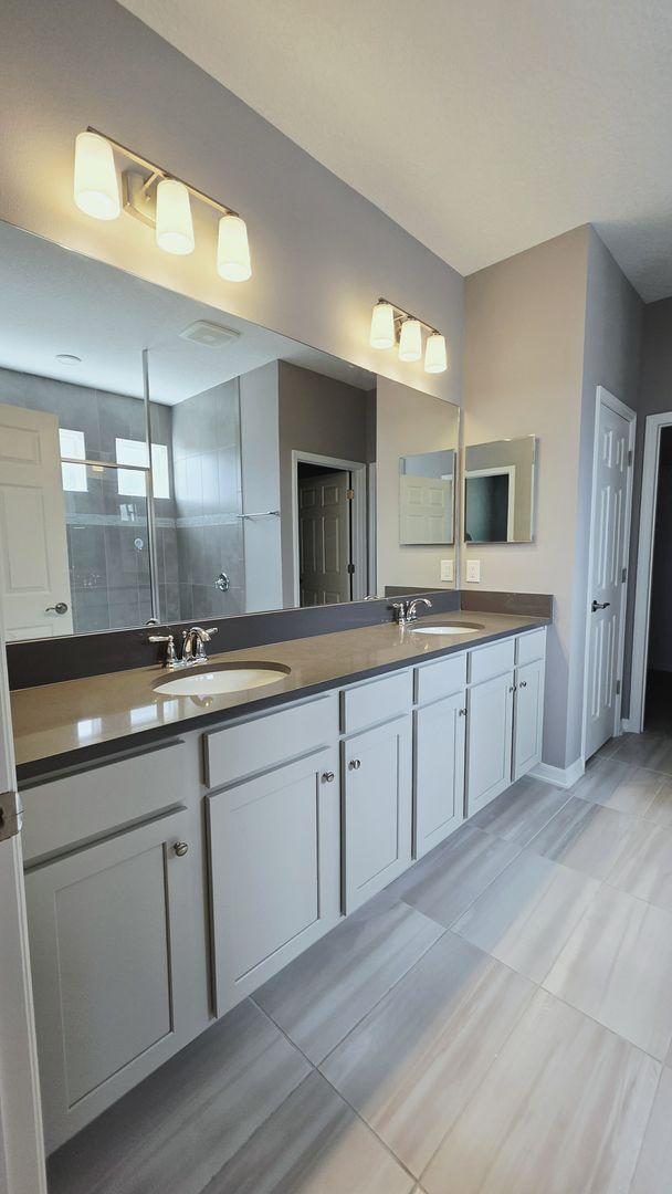 Building Photo - Executive 4BR / 3.5BA Home | Loft • Office...