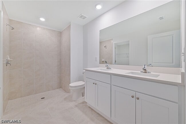 Building Photo - 2901 SW 18th Pl