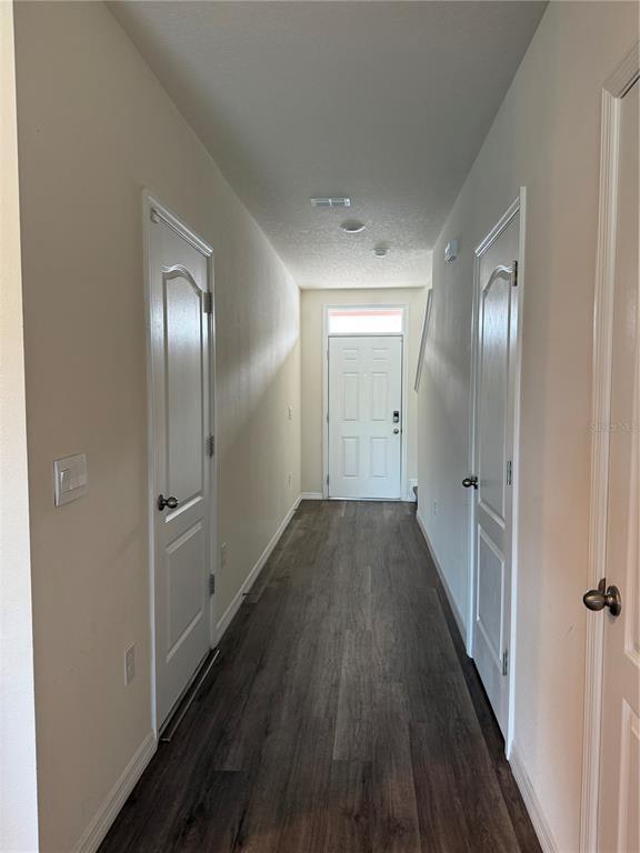 Building Photo - 1217 Balsam Dr.