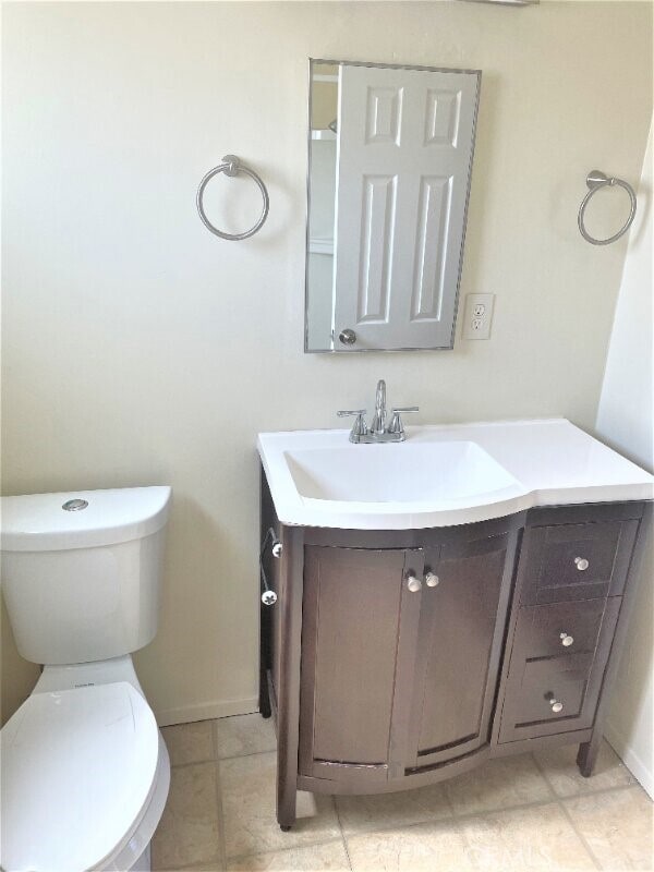 Building Photo - 2115 Placentia Ave