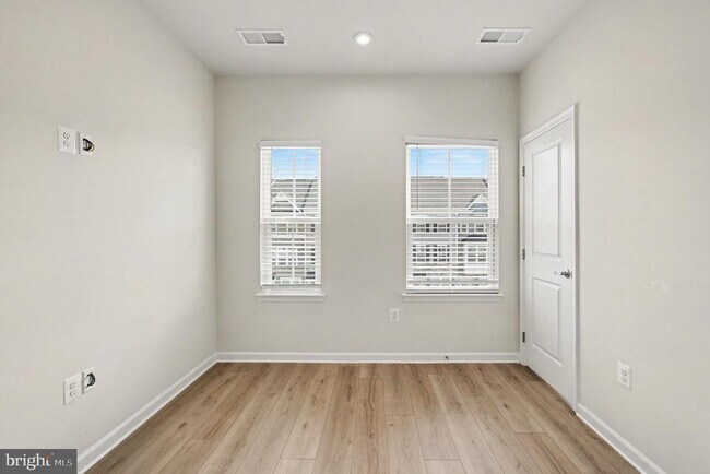 Building Photo - 4706 Torrey Ln