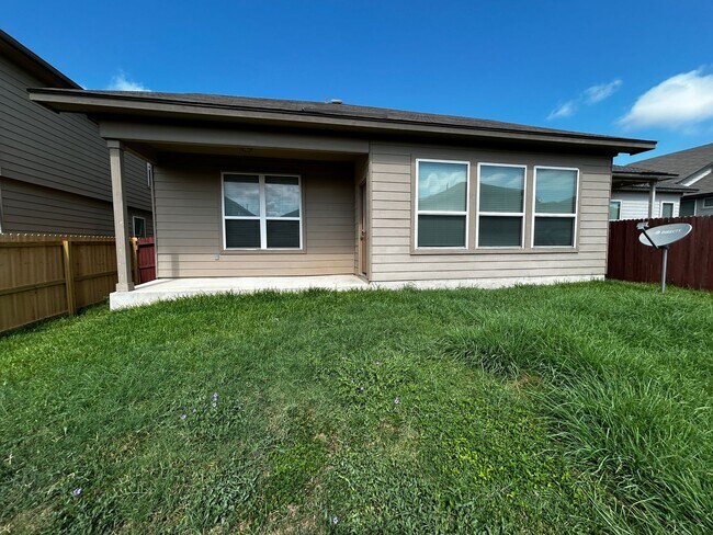 Building Photo - 618 Holliman Pkwy