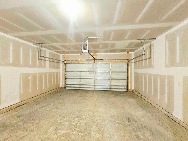 Building Photo - New Construction Home