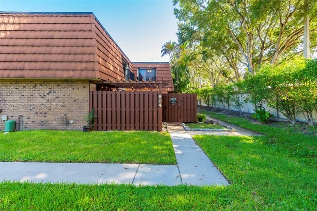 Building Photo - 804 SW 119th Way