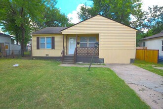 Building Photo - 6268 E Latimer St