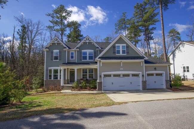 Building Photo - Spacious 5-Bedroom Home with 3 Full Bathrooms in Carthage, NC - Perfect for Your Family!