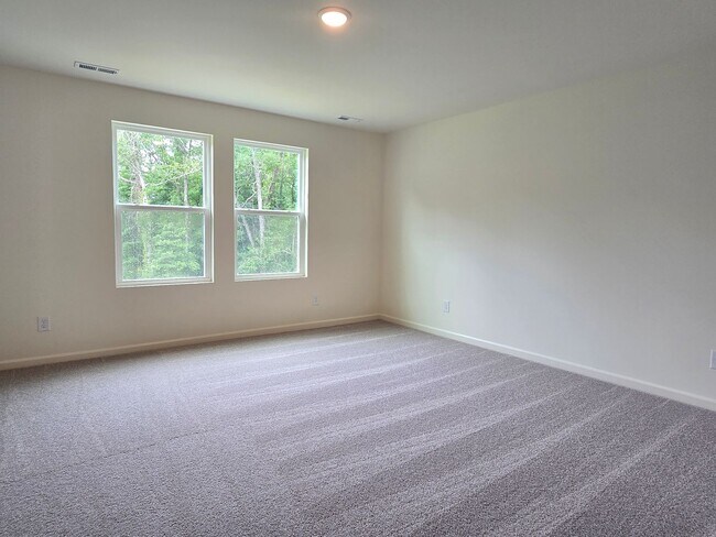 Building Photo - Brand new 3-bedroom / 2.5-Bath in the high...
