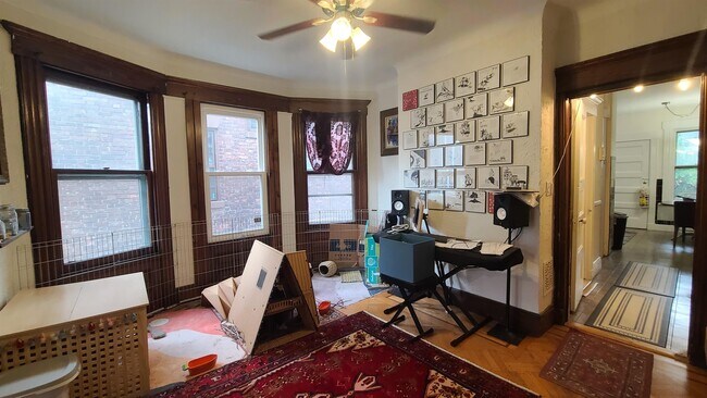 Building Photo - 49 Hudson Pl
